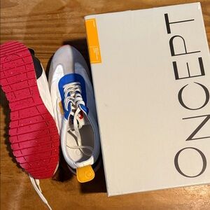 Concept Women's Red and Blue Sneakers